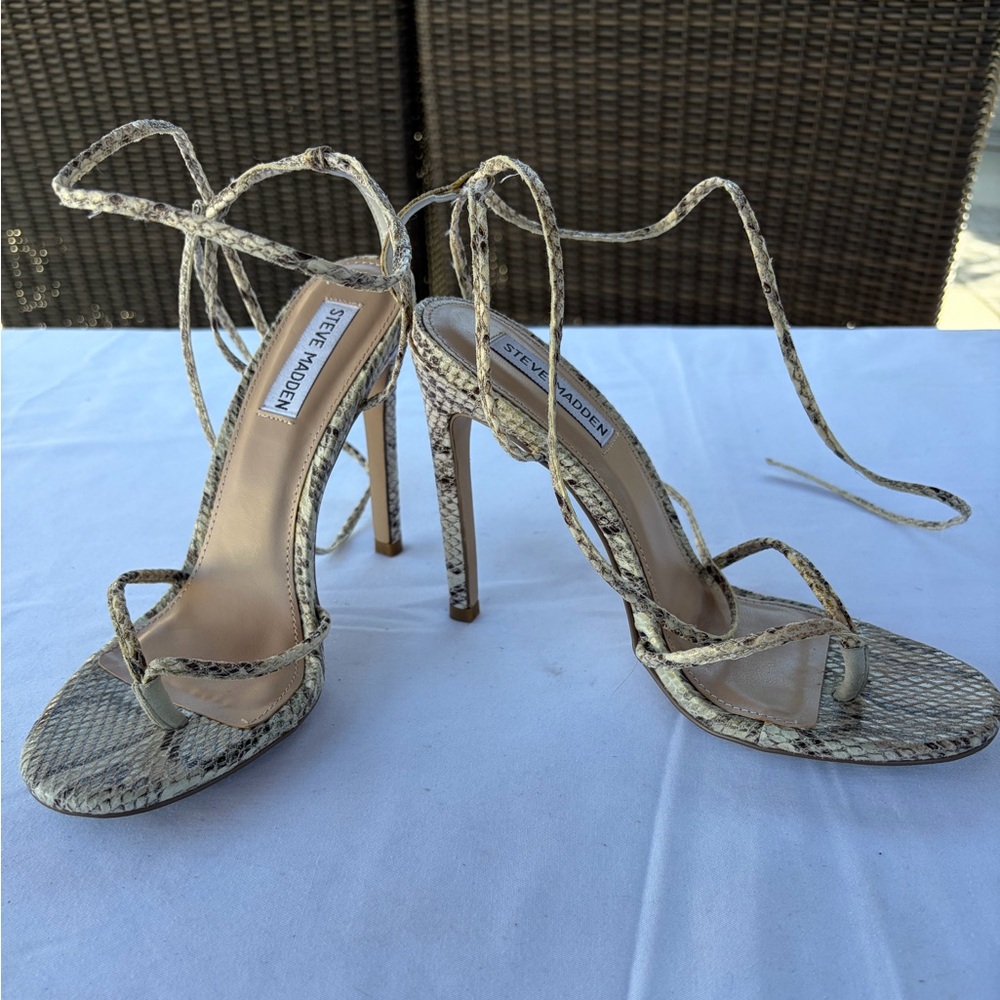 Steve Madden Leopard Heels, Size 8,5